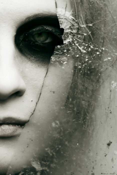 Dazed in the ice cocoon